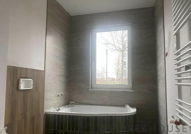 4-pokojowe mieszkanie na Bemowie