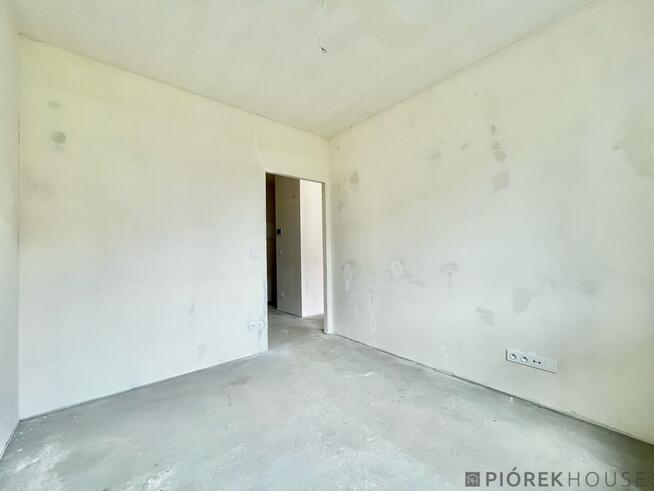 super mieszkanie z ogródkiem 150m od stacji metra!