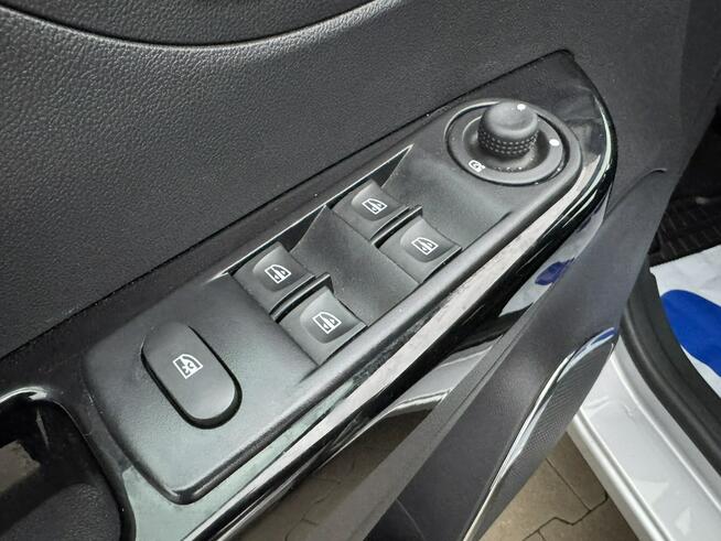 Renault Captur 1.5 DCI / 90KM LED Nawigacja Tempomat Czujniki Parkowania