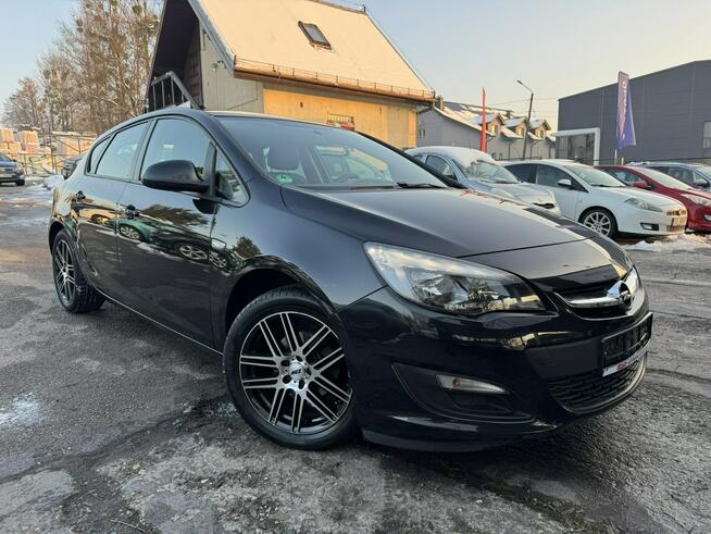 Opel Astra Klimatronic 2-stref, Podgrz. fotele + kierownica, 2 kpl. kół