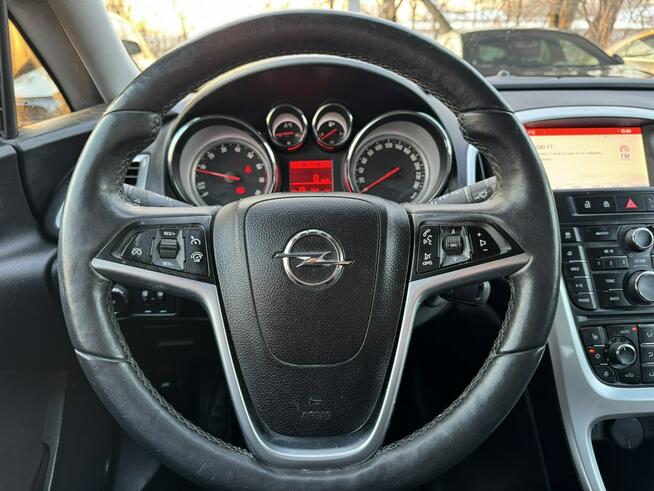 Opel Astra Klimatronic 2-stref, Podgrz. fotele + kierownica, 2 kpl. kół