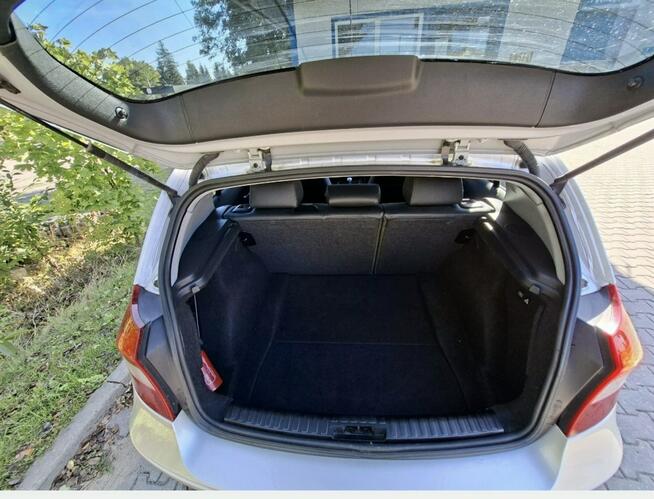 BMW 116 1.6 benzyna mały przebieg wazne opłaty