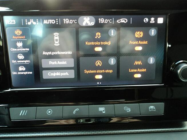 sprzedam ładnego SEATA LEONA z 2021r