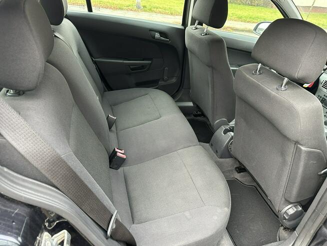 Opel Astra Mocny i oszczędny Diesel, po liftingu, klimatyzacja, niski przebieg