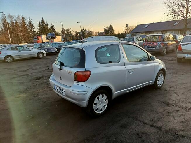 Toyota Yaris 1.0 03r