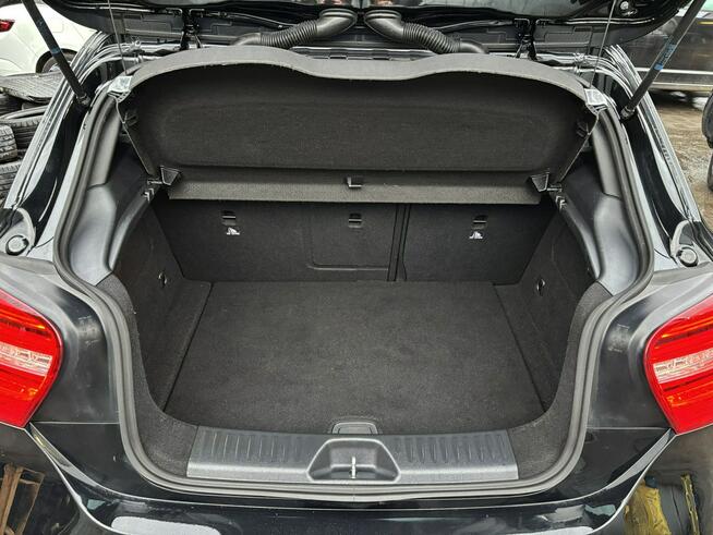 Mercedes-Benz A180 122km benzyna ASIST bi-xenon NAVI skóra SERWIS 2015