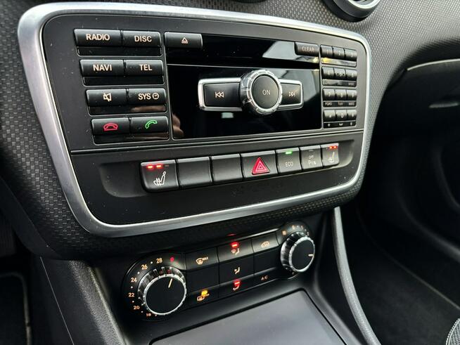 Mercedes-Benz A180 122km benzyna ASIST bi-xenon NAVI skóra SERWIS 2015