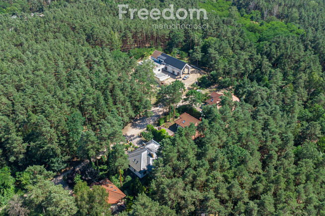 Na sprzedaż działka budowlana 1343 m² w Wołominie.