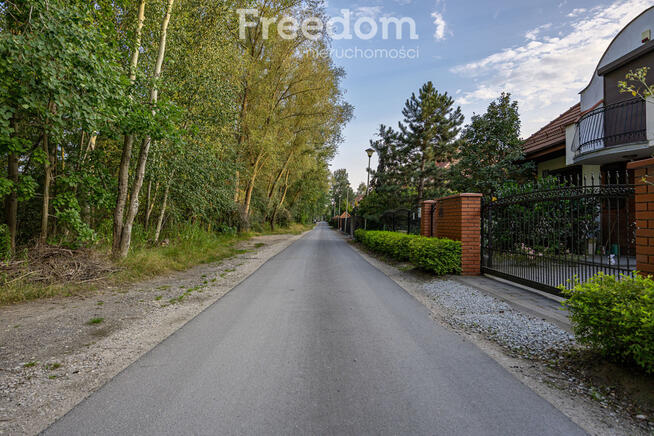 Działka deweloperska Gotowa pod inwestycję! Marki