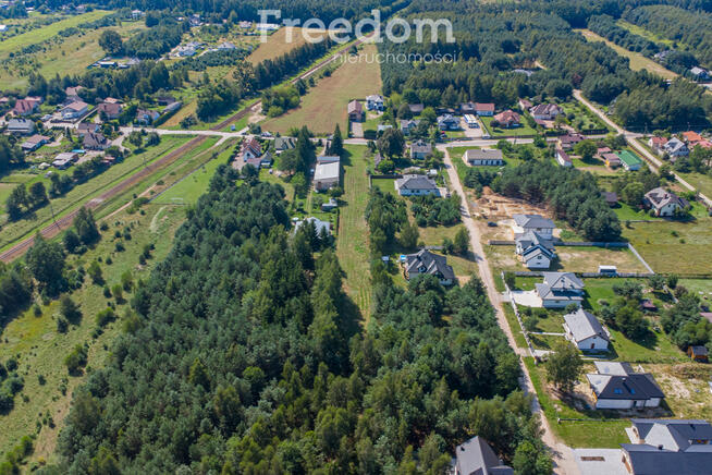 Sprzedam działkę budowlaną w Leszczydole Nowinach