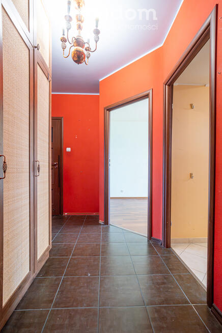 Przestronne mieszkanie w świetnej lokalizacji.