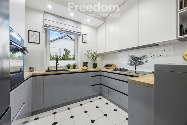 Segment skrajny na sprzedaż – z dużym ogrodem.