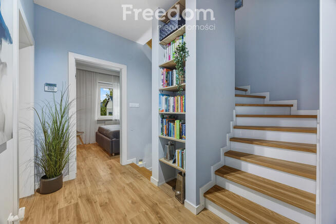 Segment skrajny na sprzedaż – z dużym ogrodem.