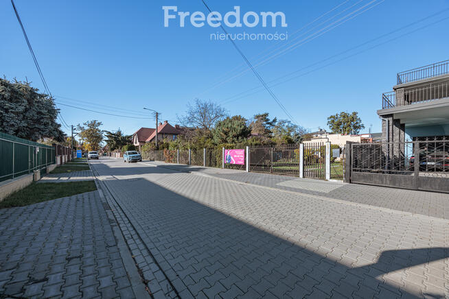 Kobyłka | Działka 774 m² | Bliźniak 2x2 lokale