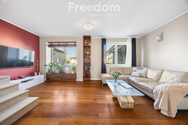 Dwupoziomowe mieszkanie w doskonałej lokalizacji