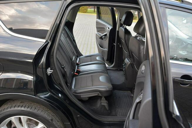 Ford Kuga Individual Skóry Bi-xenon Sony Ledy _Navi Tablet_ el.klapa Kamera PDC