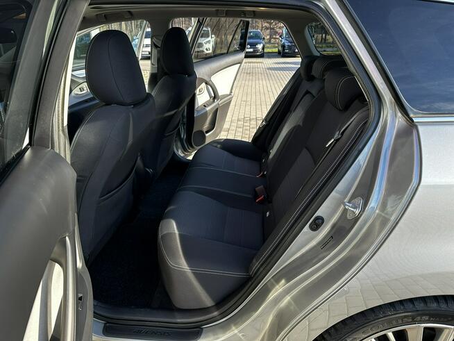 Toyota Avensis Alu Panorama Bixenon Navi Kamera Tempomat Hak GWARANCJA Bezwypadek