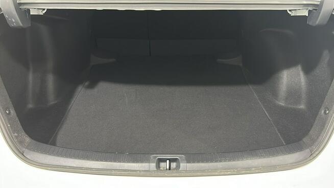 Toyota Corolla 1.8 Hybrid GPF Active sedan