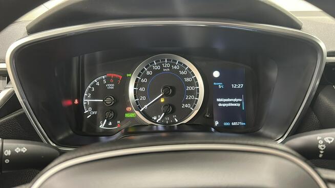 Toyota Corolla 1.8 Hybrid GPF Active sedan