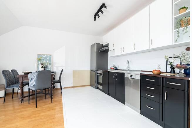 Wyjątkowe mieszkanie – słoneczne, z dużym balkonem