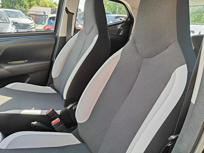 Toyota Aygo 1.0 Benzyna 70 KM Przebiegi-96 913km