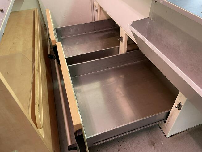 Renault Master Autosklep Wędli Gastronomiczny food truck foodtruck sklep W-zasiBORCO