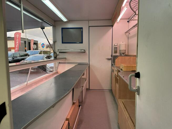 Renault Master Autosklep Wędli Gastronomiczny food truck foodtruck sklep W-zasiBORCO
