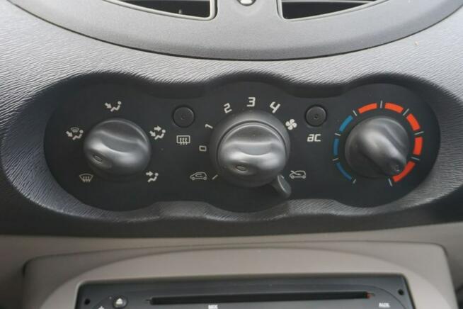 Renault Twingo 1.2 16V 75KM Authentique salon