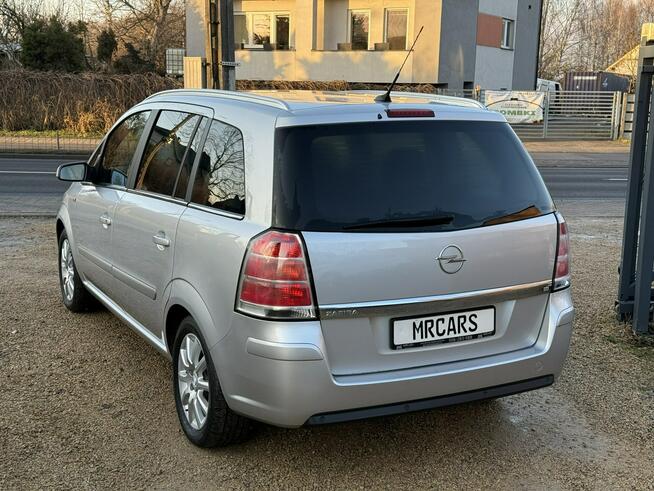 Opel Zafira 1.8*140Ps*7*Osób*Grzane*PDC*Bez*rdzy*1wł*Niemcy*Piękna*Ideał*Bez*Rdzy