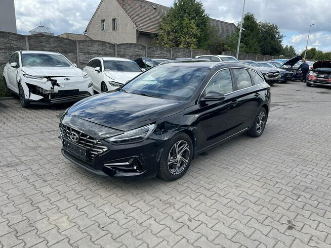 Hyundai i30 mHEV Klimatronik Podgrzewanie Kamera LED 160KM
