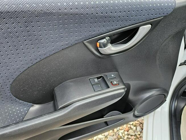 Honda Jazz Opłacona Zdrowa Zadbana Serwisowana 2 Kmpl Kół Po Serwisie 1WŁ