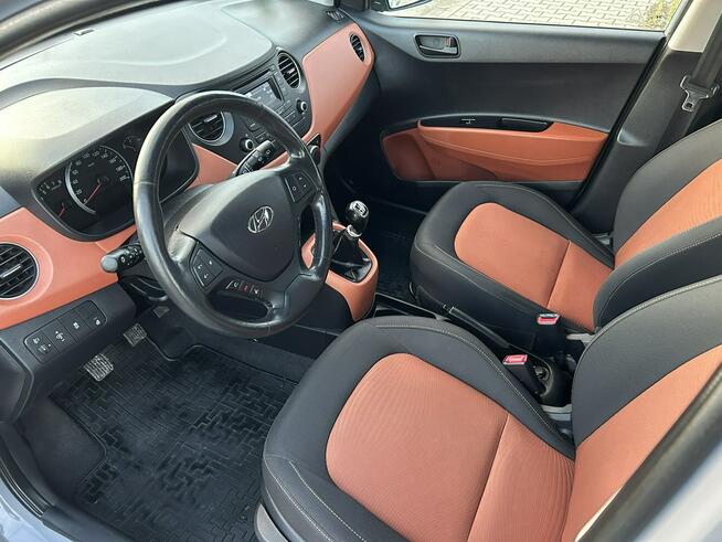 Hyundai i10 1,2 /LEDY/Alufelgi/Podgrzewana kierownica+fotele/Zestaw głośnomówiący