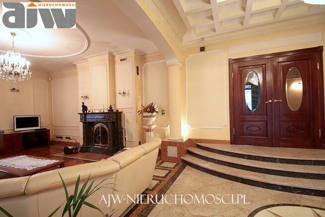 Dom Izabelin C gm. Izabelin, Izabelin