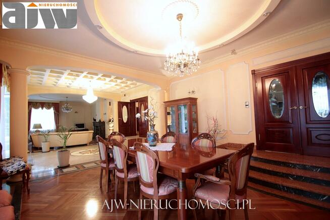 Dom Izabelin C gm. Izabelin, Izabelin