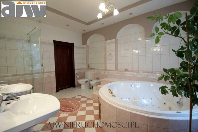 Dom Izabelin C gm. Izabelin, Izabelin