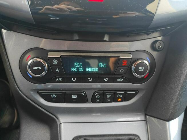 Ford Focus Titanium 1.0 EcoBoost 125 KM M6 HB EY86343