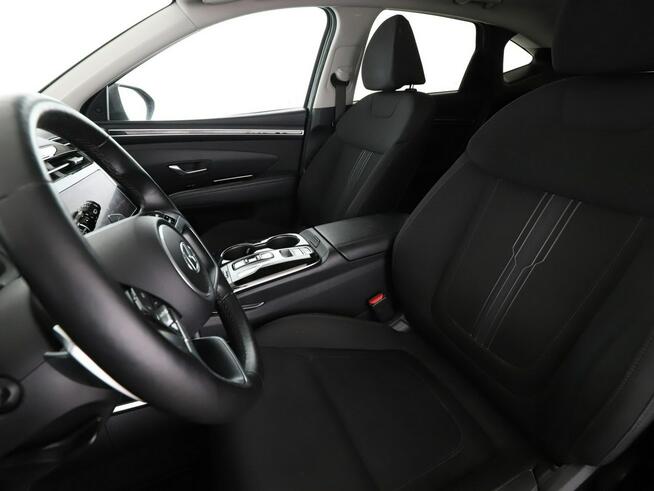 Hyundai Tucson HEV virtual cocpit navi LED klima auto grzane fotele kamera i czujniki