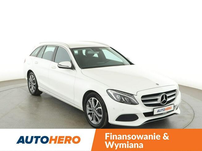 Mercedes C 200 Niski przebieg Automat Navi Kamera cofania Klimatyzacja