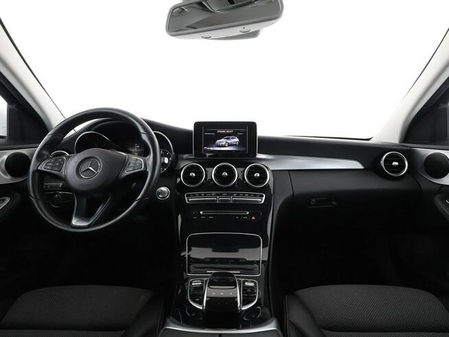 Mercedes C 200 Niski przebieg Automat Navi Kamera cofania Klimatyzacja