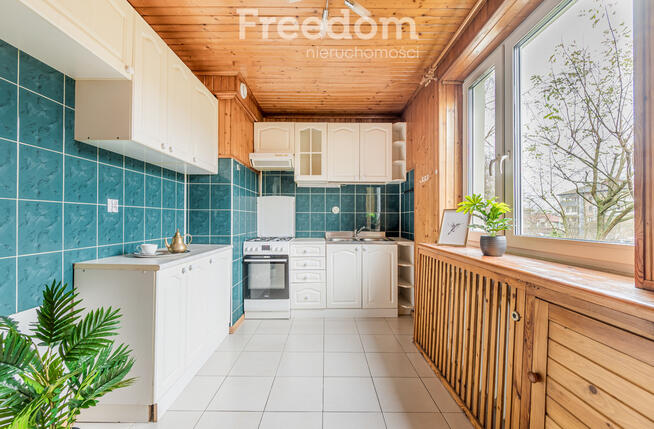 Przestronne 2 pokoje z balkonem i osobną kuchnią