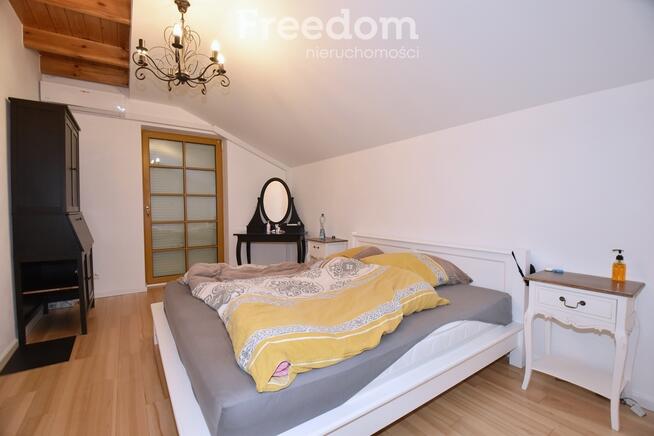 Posiadłość z domem 200 m² i stajnią na 2,4 ha