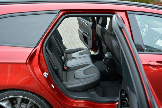 Lift ST-Line Skóry Panorama Full led Navi elektryka Kamera ASO FORD