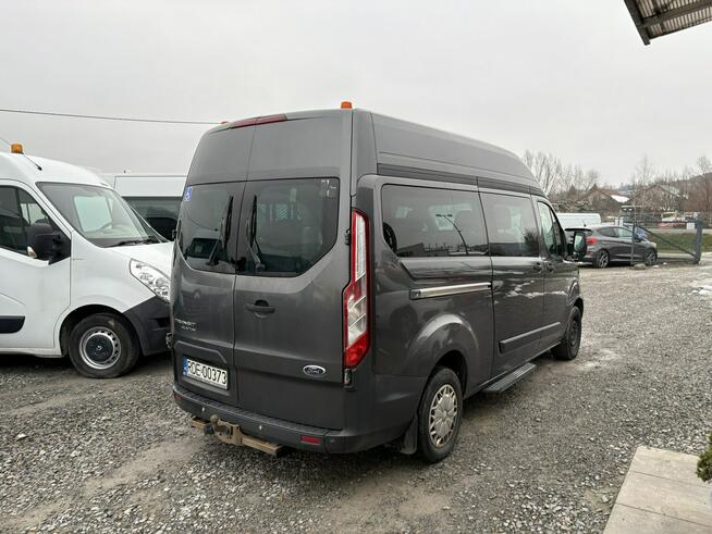 Ford Transit Custom 9 osobowy specjalny