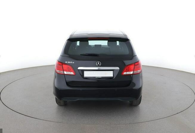 Mercedes B 180 Rok gwarancji 2x koła serwis ASO