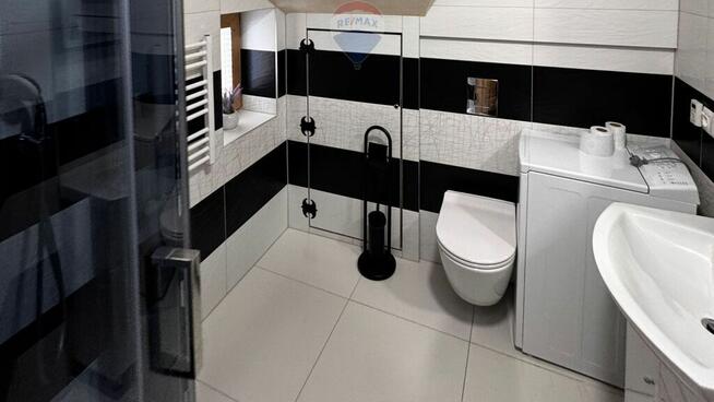 DWA DOMY W CENTRUM W RATUŁOWA