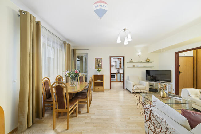 przestronne M4 Praga Południe