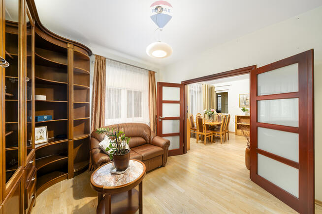 przestronne M4 Praga Południe