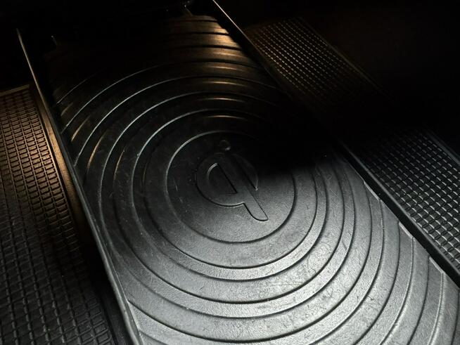 Volvo XC 40 2.0D D3 150KM R-Design LED Kamera 1Wł Car Pass