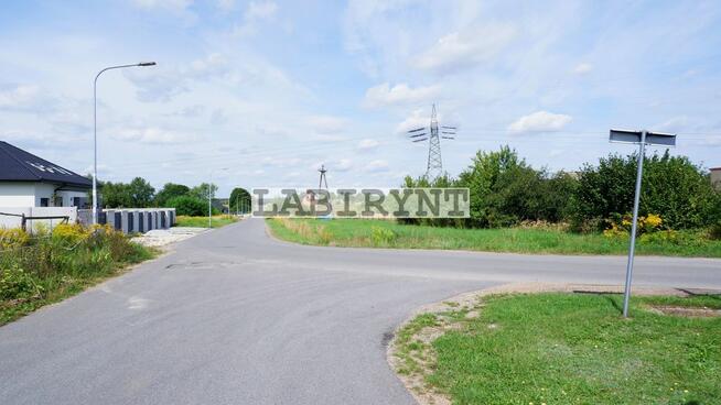 Mirów, działka budowlana, narożna, 1400m2, media