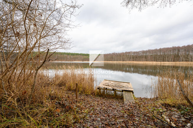 Działka nad brzegiem jeziora Postomsko, 1844 mkw